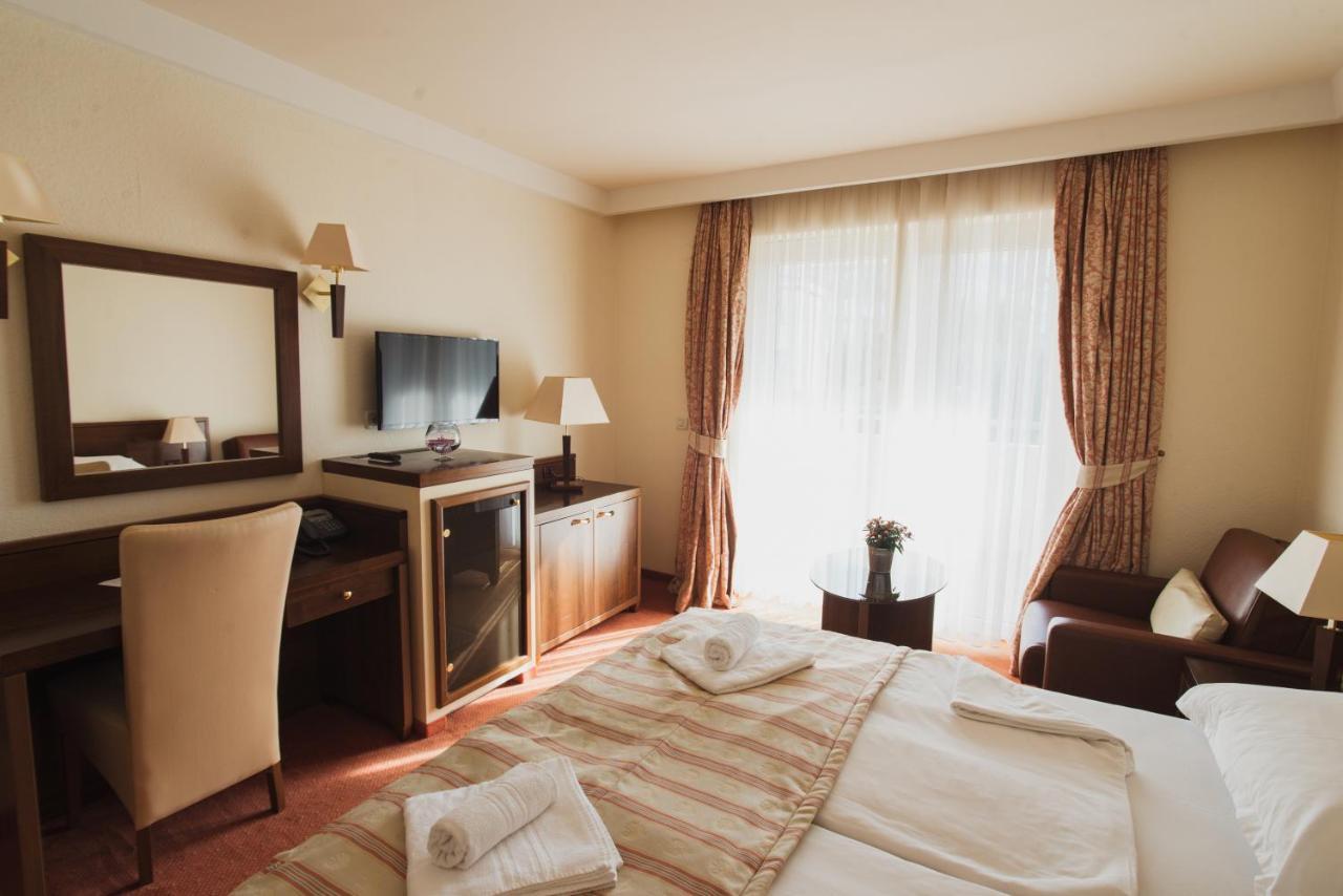 Family Hotel Pagus Pag Town Dış mekan fotoğraf