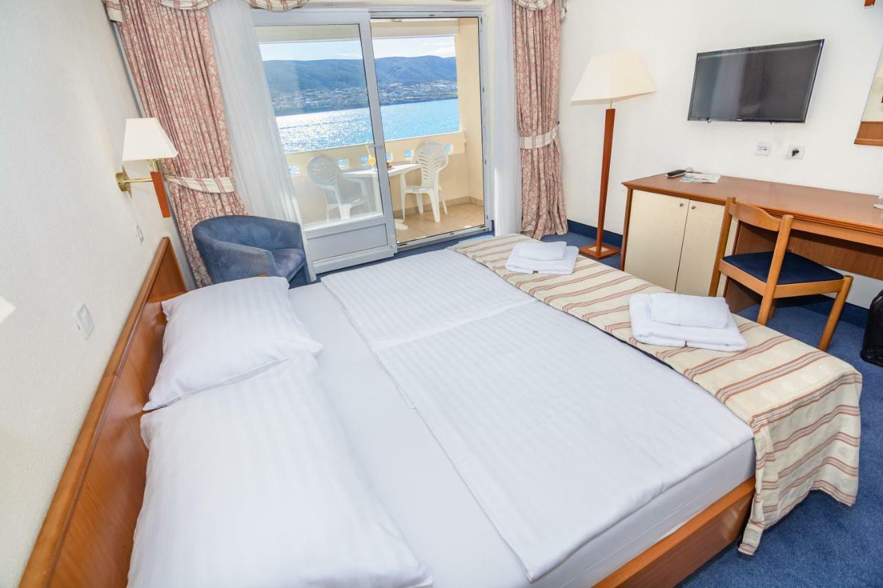 Family Hotel Pagus Pag Town Dış mekan fotoğraf